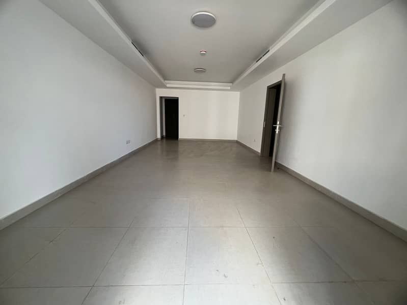 3 صورة واتساب بتاريخ 1447-04-12 في 17.59. 36_5bb0d253. jpg