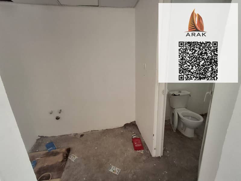 6 WhatsApp Image 2025-10-04 at 20.57. 16. jpeg