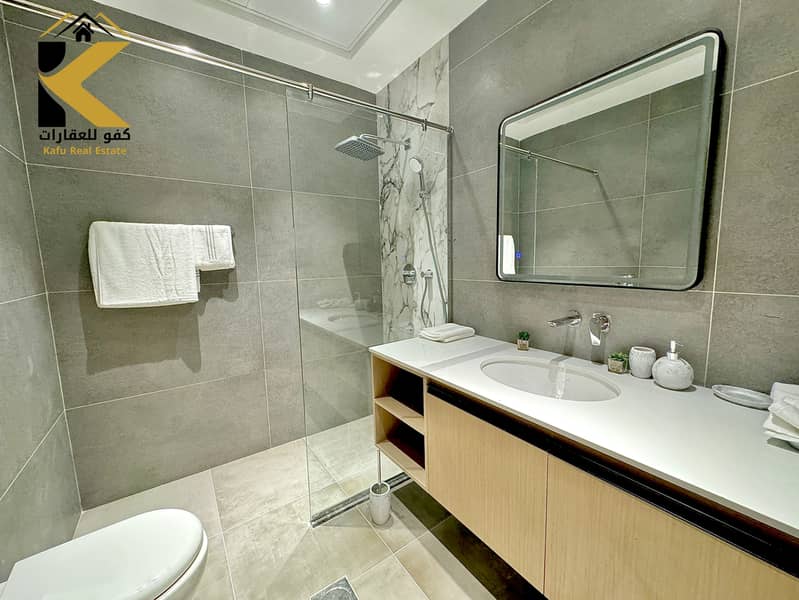 6 Bathroom  Ajman Creek Towers (2). jpg