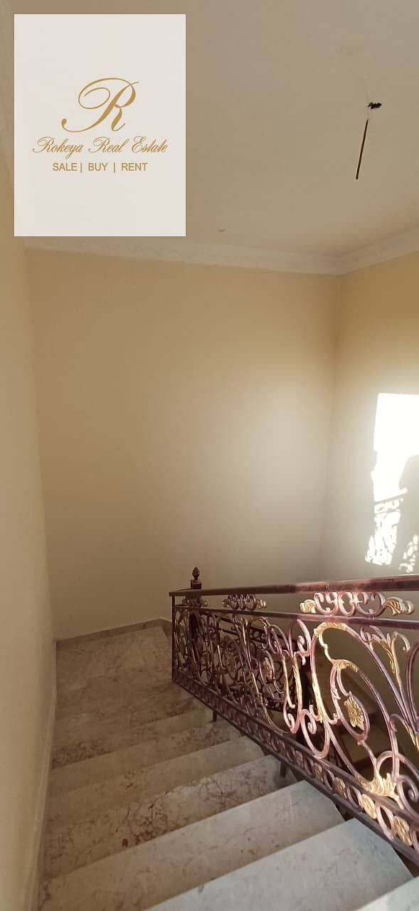 12 WhatsApp Image 2025-10-05 at 12.03. 50 PM. jpeg
