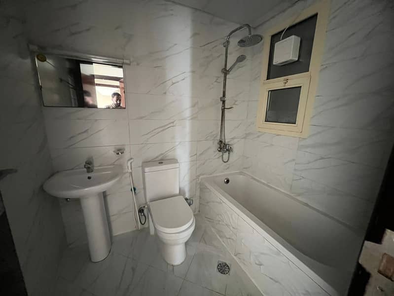 13 صورة واتساب بتاريخ 1447-04-09 في 17.35. 05_4d9de47f. jpg