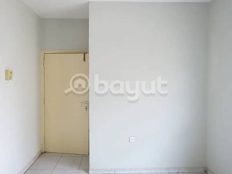 9 82856555-800x600. jpg