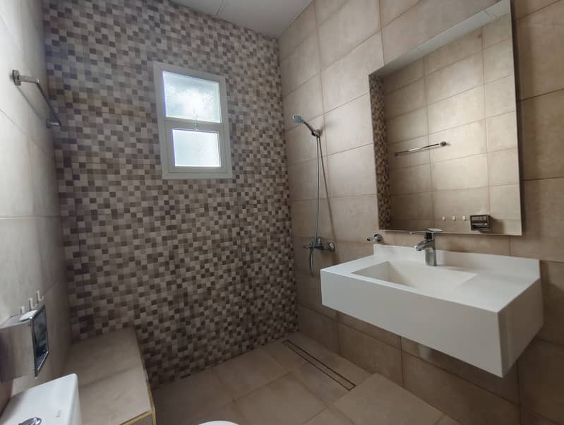 20 1000135540. jpg