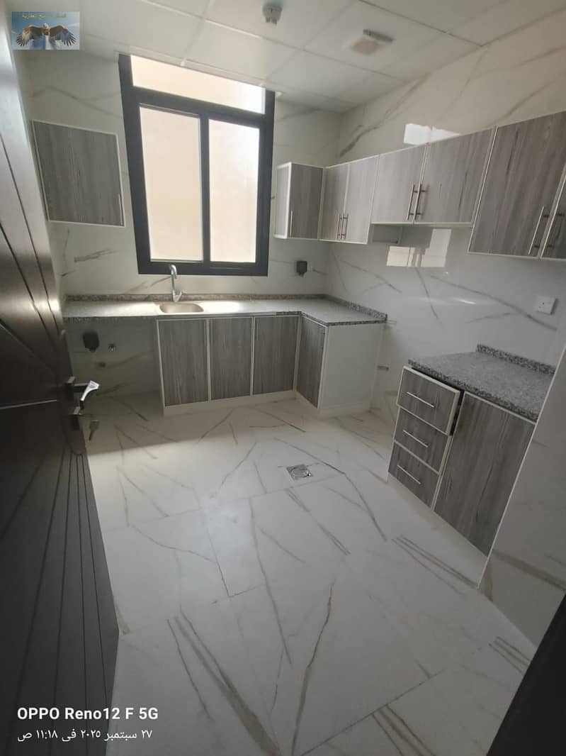 10 صورة واتساب بتاريخ 2025-09-27 في 13.21. 38_1a7b2266. jpg