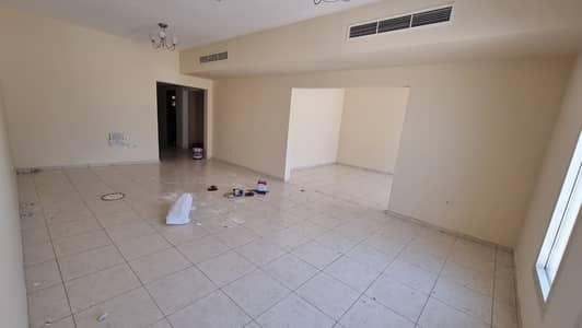 阿尔马贾兹， 夏尔迦 3 卧室单位待租 - IMG-20251003-WA0073. jpg