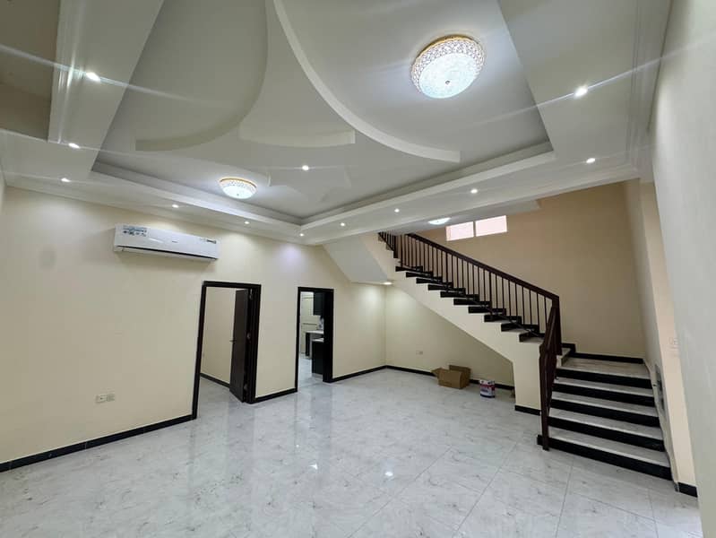 5 صورة واتساب بتاريخ 2025-10-05 في 15.57. 16_8beb975e. jpg