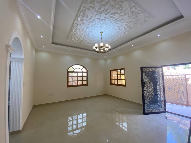 23 صورة واتساب بتاريخ 2025-10-05 في 15.59. 12_332aac3f. jpg