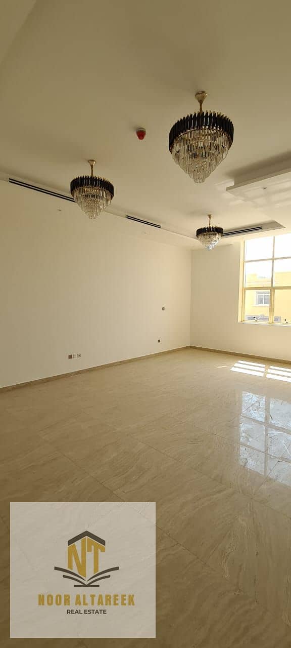 4 صورة واتساب بتاريخ 2025-10-05 في 16.59. 11_2d20a4f1. jpg