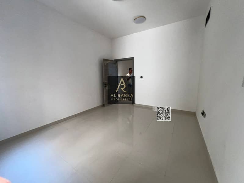 4 022b0136-ce75-49a1-8574-e0ca3d5f7665. jpg