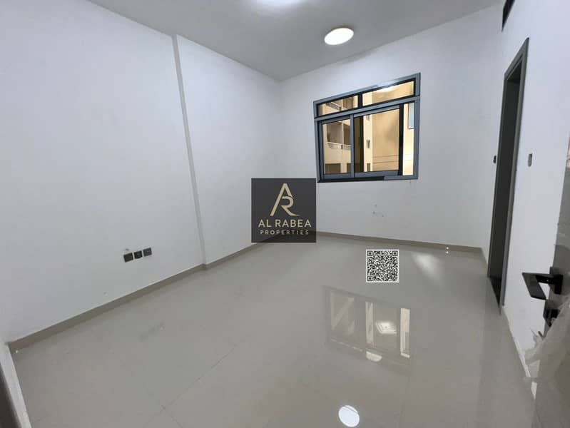 6 cacffbe2-5973-4d14-a8a6-adabe2f3edde. jpg