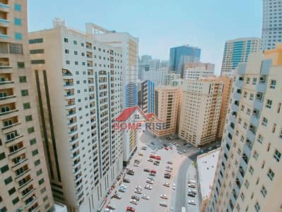 2bhk with master bedroom 3washrooms/family building opposite Sahara Center