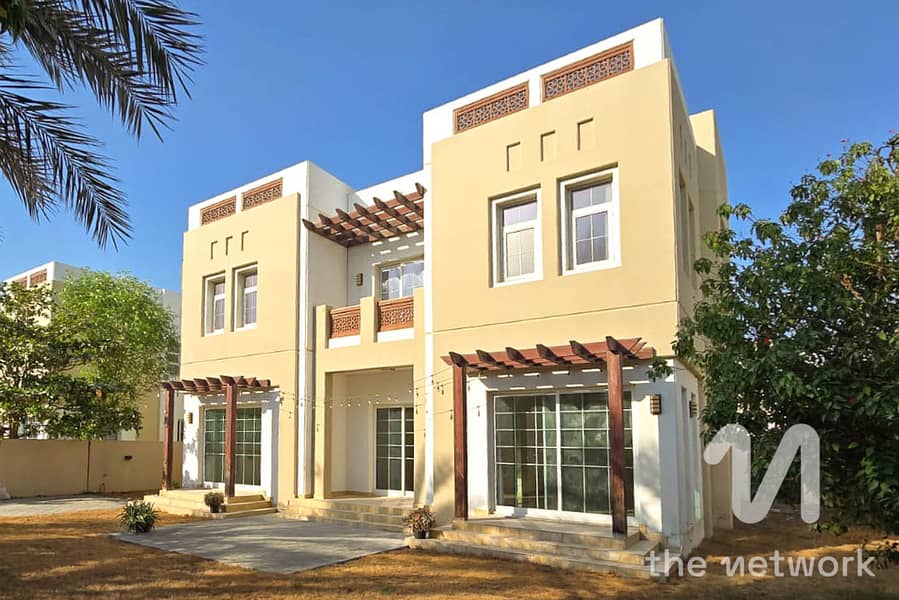 Вилла в Мудон，Насим, 5 спален, 370000 AED - 12964894