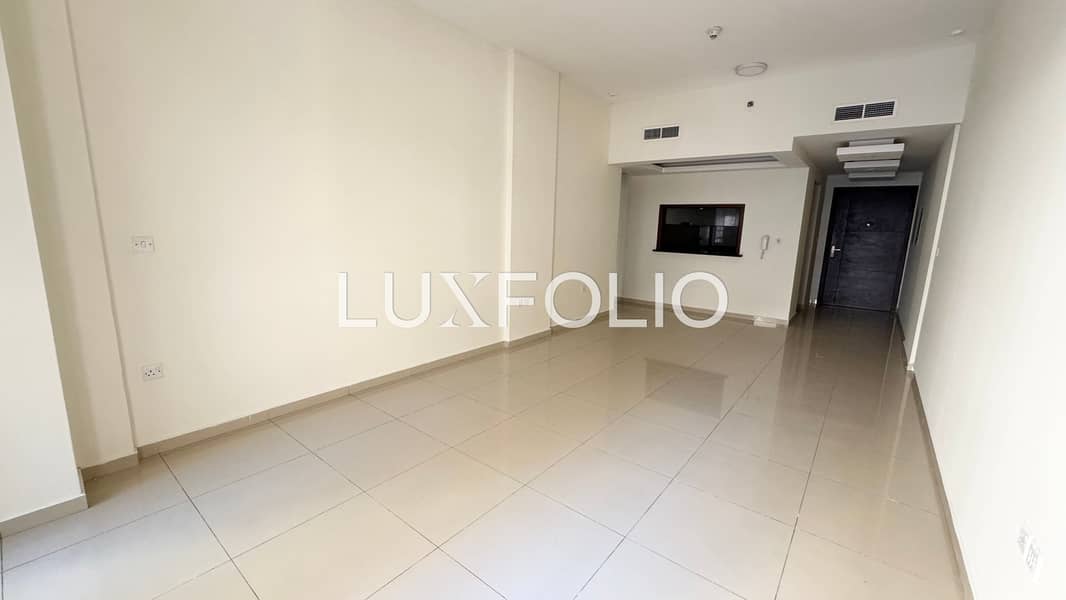 位于朱美拉环形村(JVC)，JVC第10区，拉雅公寓 2 卧室的公寓 125000 AED - 12983838