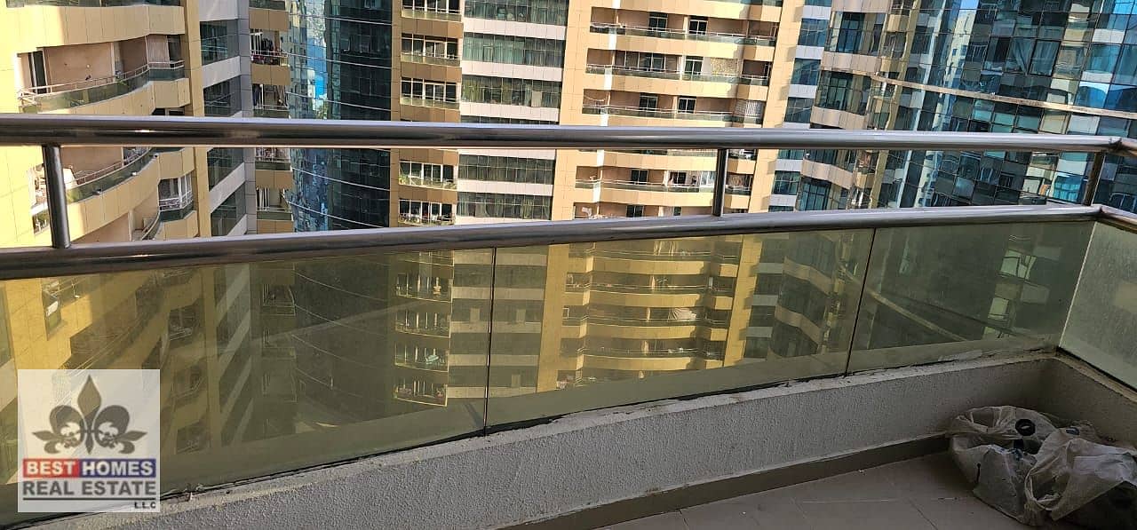 4 HT2BHK3. jpg