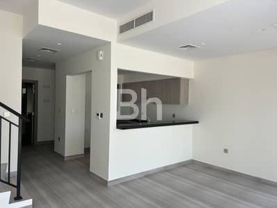 3 Bedroom Townhouse for Rent in DAMAC Hills, Dubai - Stunning Townhouse | Prime Location | Modern