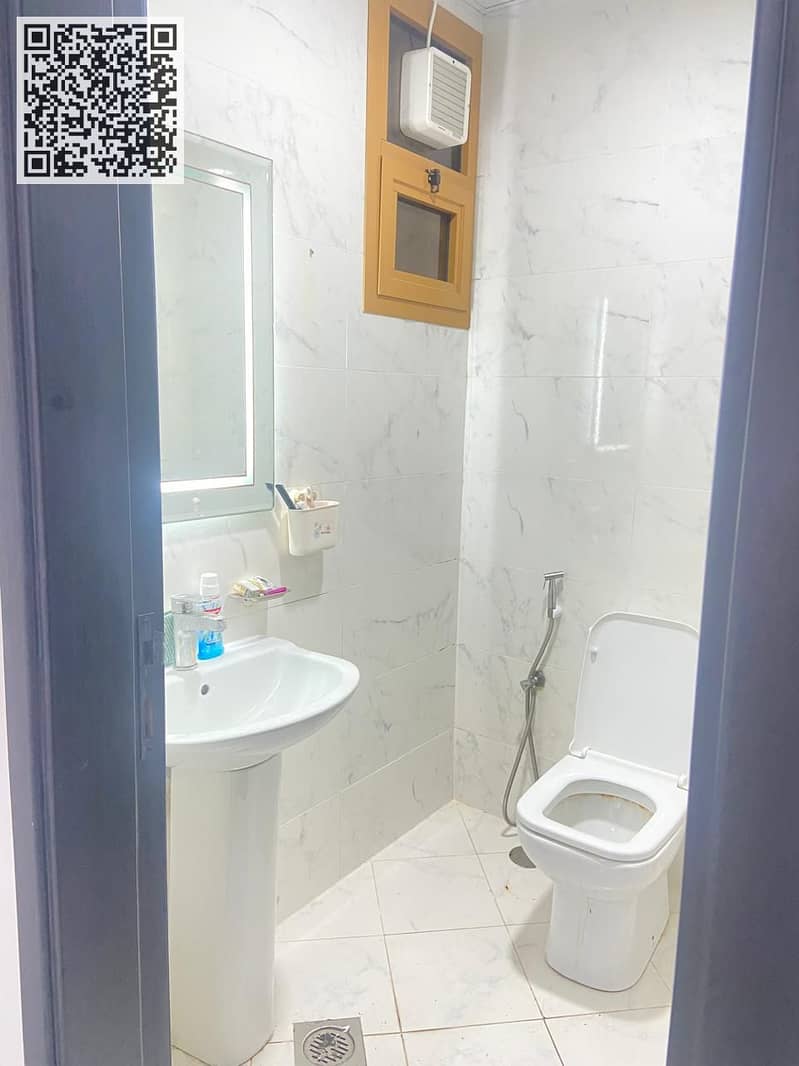 15 e93b15ab-b16a-4271-9d83-24c3b81b07b6. jpg