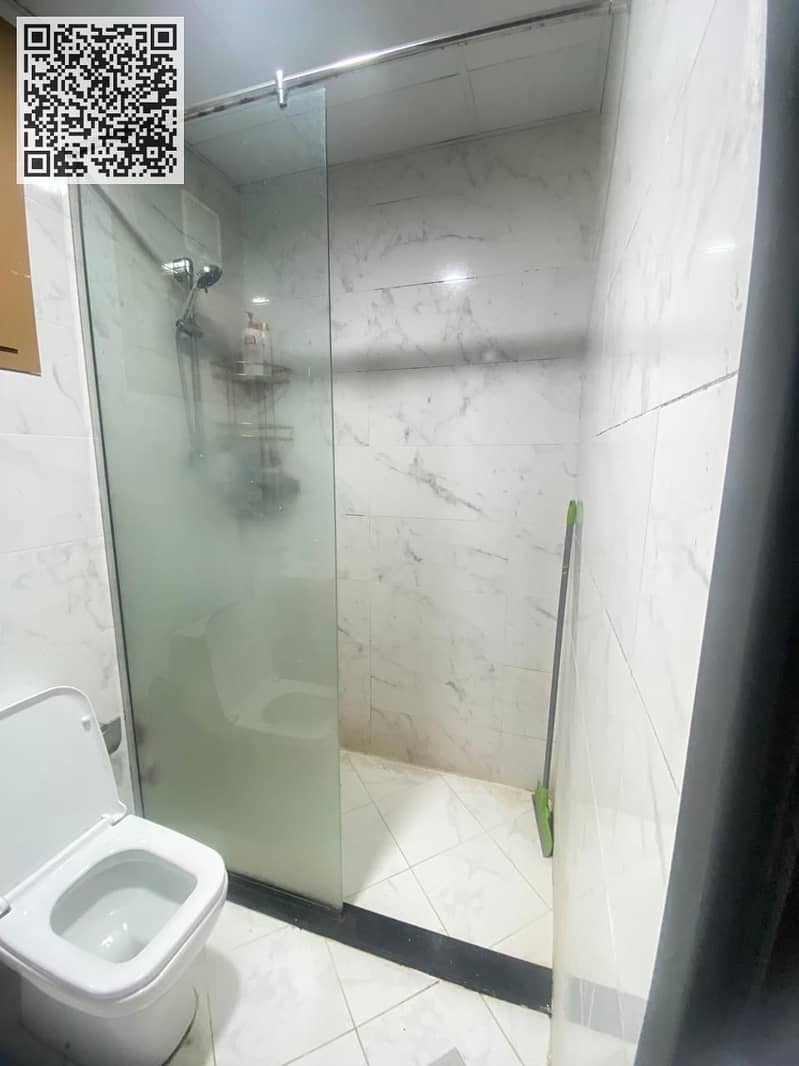 18 0e9a04f9-f302-4b10-8b74-bc8652ca43b6. jpg