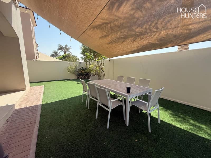 Immaculate condition|Single Row|Vacant end of Oct