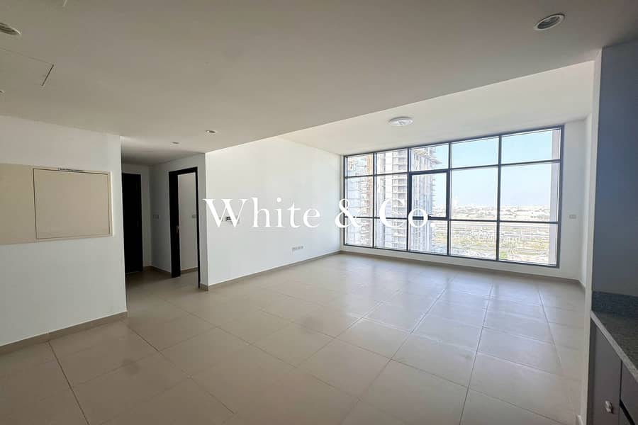 Ready to Move in|Spacious|Multiple Cheques