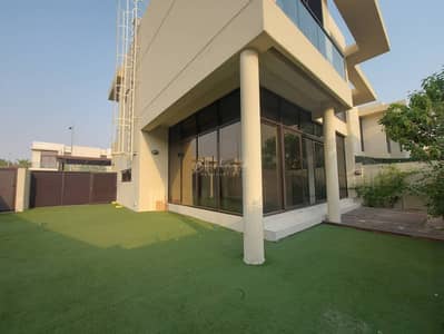 3 Bedroom Villa for Rent in DAMAC Hills, Dubai - Corner / Near Park / Landscaped / Large Garden