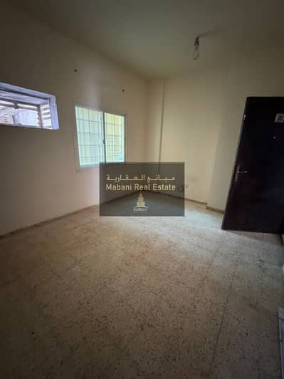 11 Bedroom Building for Sale in Muwaileh, Sharjah - e69dccb2-9eba-45e7-b406-fbb8ea91c4ab. jpg