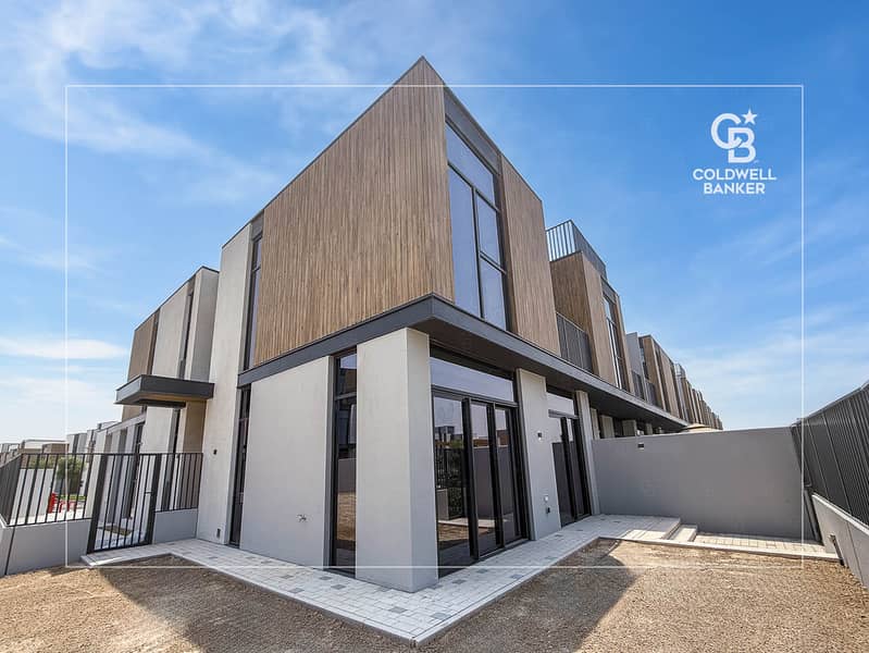تاون هاوس في مدن الرنيم 1،مدن الرنيم،مدن 4 غرف 320000 درهم - 12987073