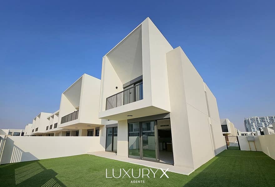 位于城市广场，马哈联排别墅 4 卧室的别墅 185000 AED - 12987104