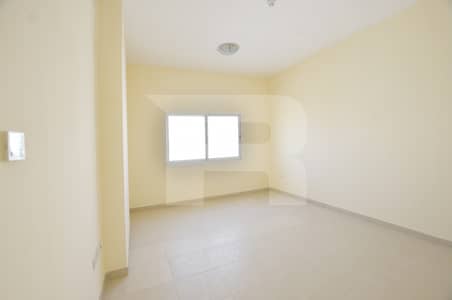 2 Bedroom Apartment for Rent in Dubai Silicon Oasis (DSO), Dubai - Super Spacious | Closed kitchen | Balcony