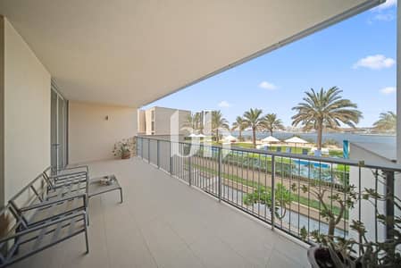 3 Bedroom Townhouse for Sale in Al Raha Beach, Abu Dhabi - Gorgeous Townhouse | Swimming Pool and Sea View