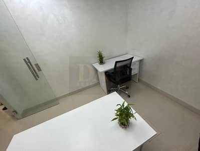 مکتب  للايجار في ديرة، دبي - 5e692420-de88-4585-902e-51dfe17e8544. jpg