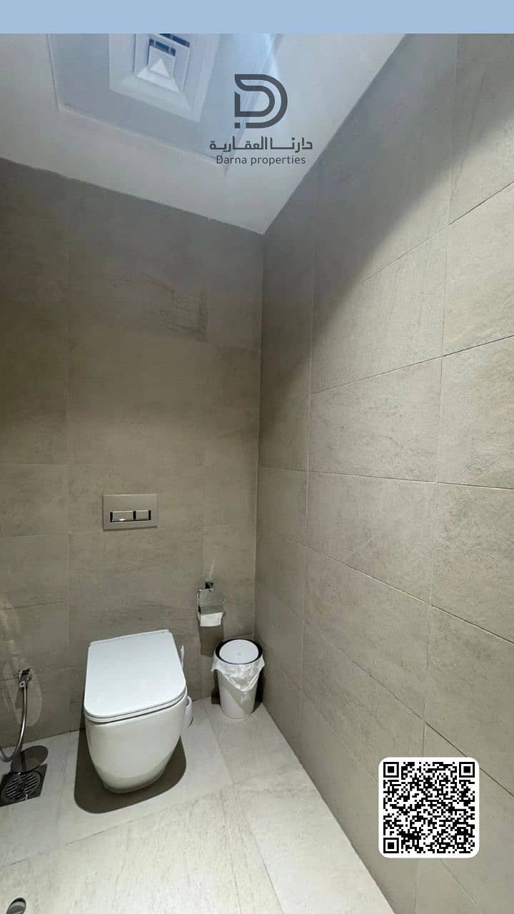 10 1000110621. webp