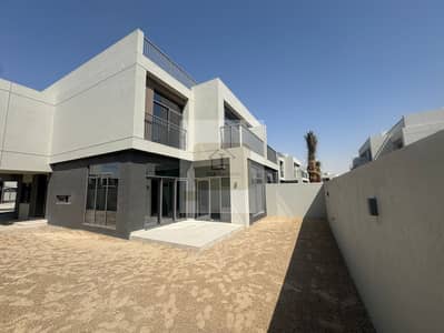 BRAND NEW / SPACIOUS LAYOUT / READY TO MOVE