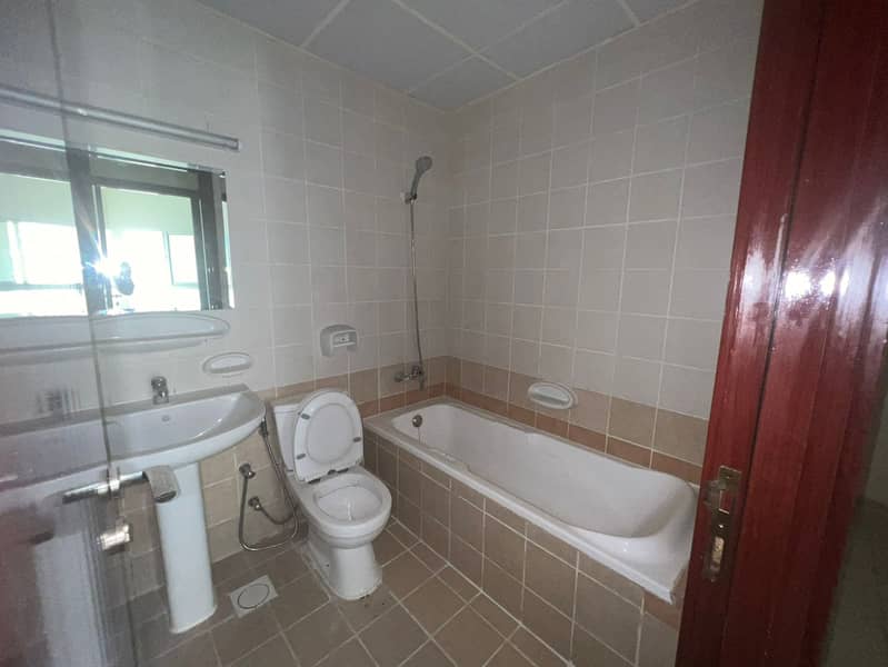 12 IMG-20251006-WA0068. jpg