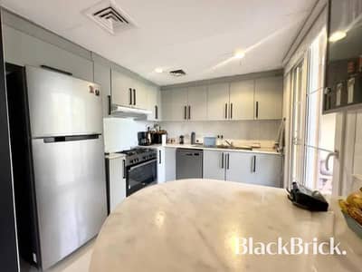 3 Bedroom Townhouse for Sale in The Springs, Dubai - Lake View | 3BED+Maid | Renovated