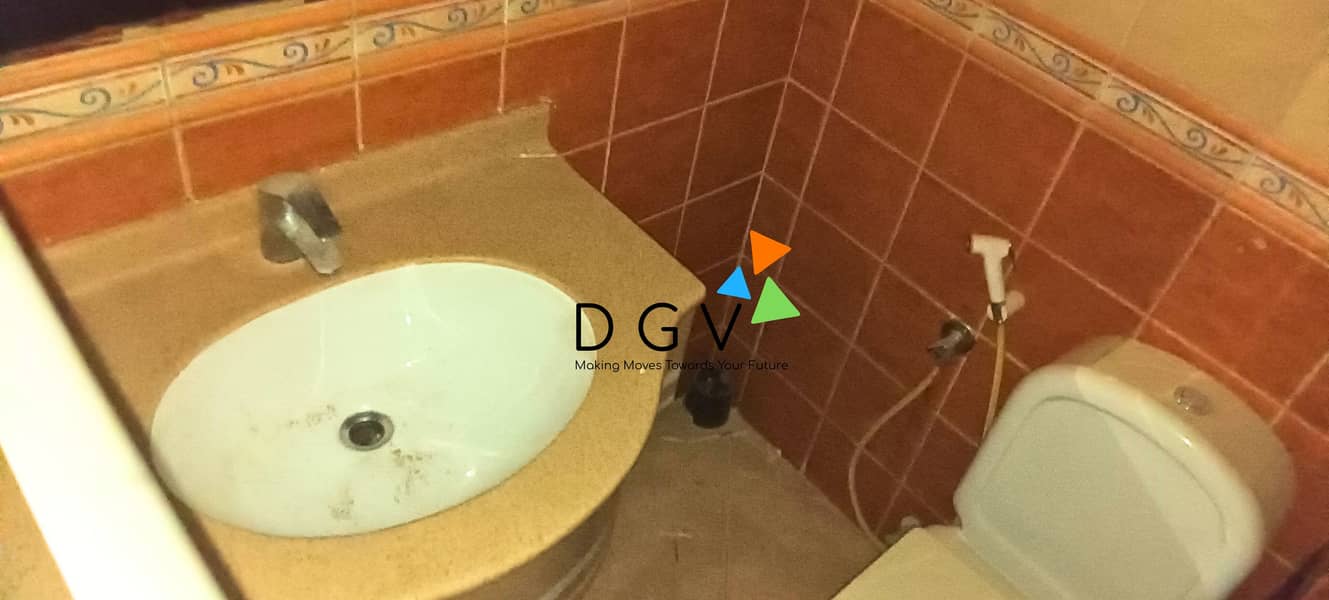 7 28b64e8d-df7a-462e-b541-5159f40045f8_20251005_212933_0000. jpg