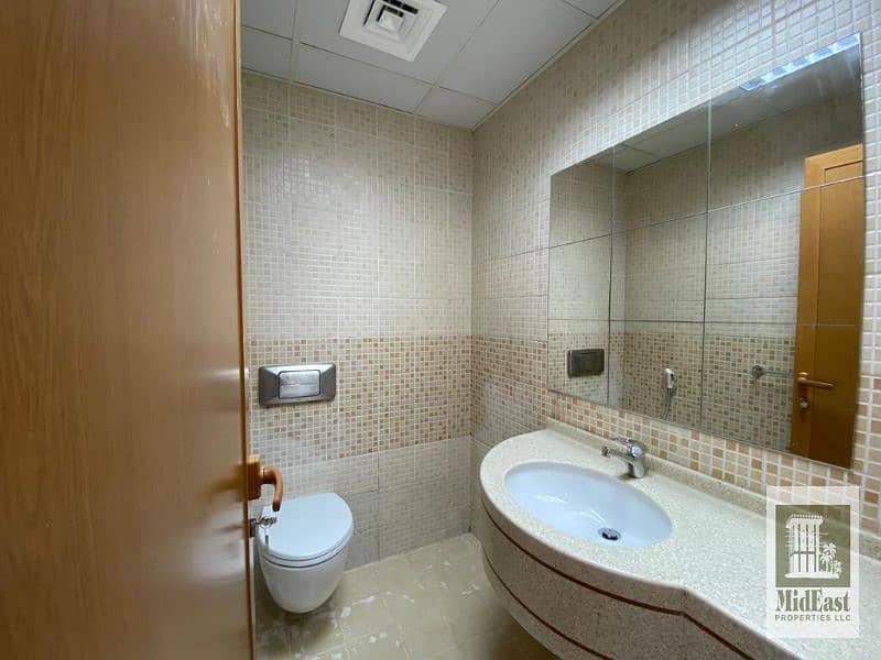 11 bathroom 2. jpg