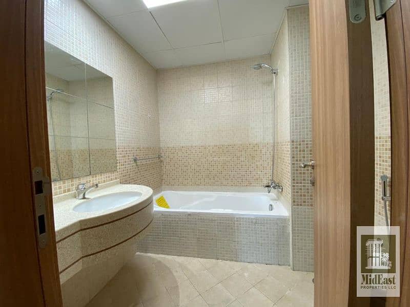 12 bathroom 3. jpg