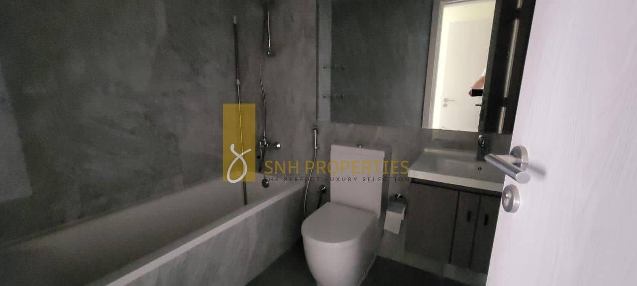 Unfurnished 2 BR | Big Layout | Community View - Image 19