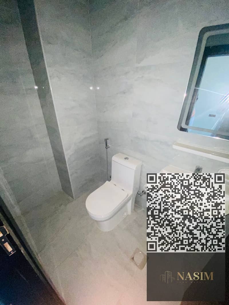 15 fc5a6b1b-dbfe-4c15-b5ae-577dc53f1796. jpg