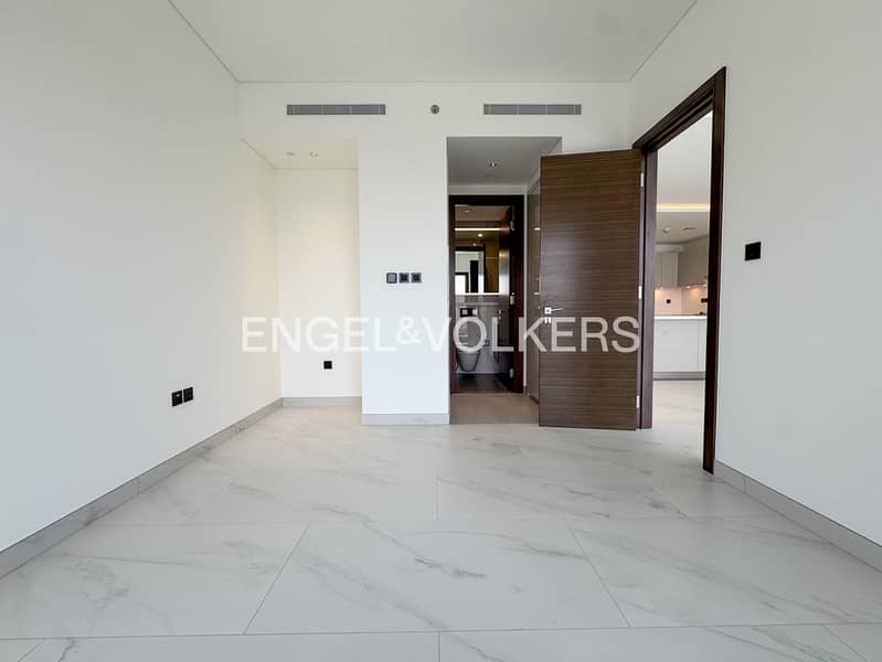 Vacant | High Floor | Huge Layout Unit - Image 9