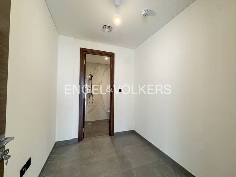 Vacant | High Floor | Huge Layout Unit - Image 12