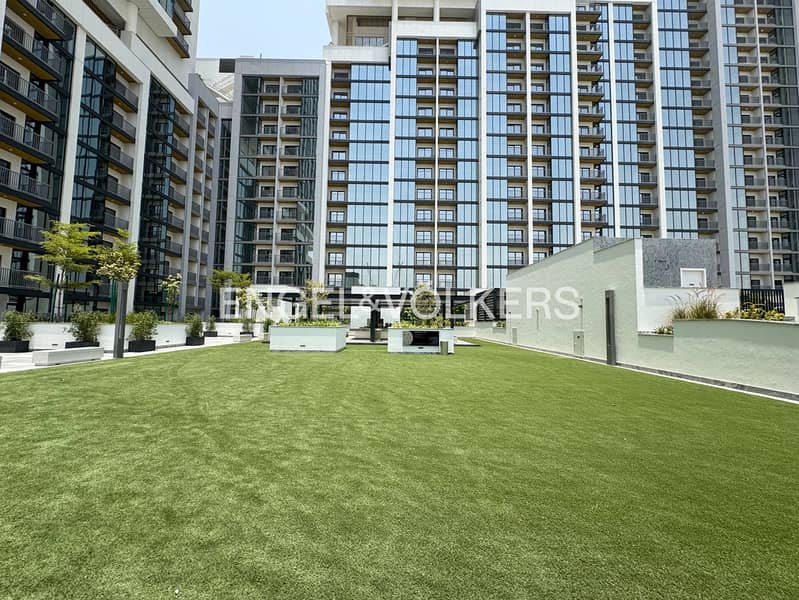 Vacant | High Floor | Huge Layout Unit - Image 20