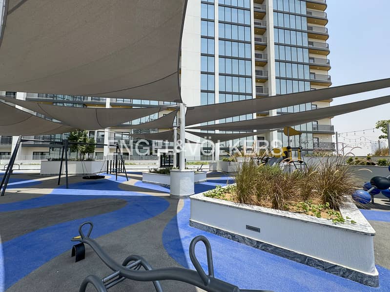 Vacant | High Floor | Huge Layout Unit - Image 23