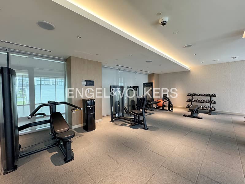 Vacant | High Floor | Huge Layout Unit - Image 26