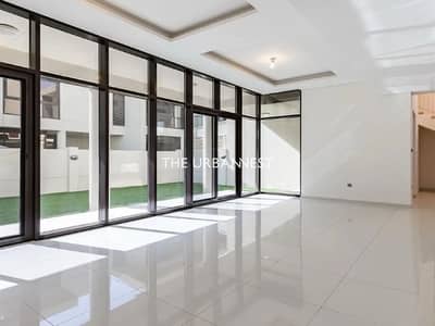 3 Bedroom Townhouse for Rent in DAMAC Hills, Dubai - Vacant | with Maids Room | Landscaped | 3 Bedroom
