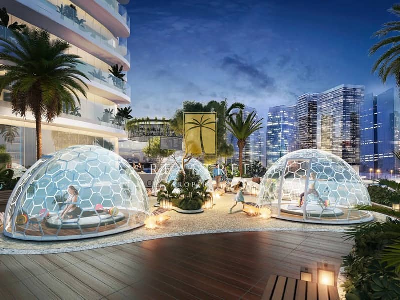 10 647583682-amenities-4-yoga-domes-4x3_1. jpeg