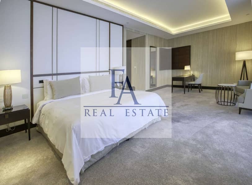 12 Skyview penthouse_page-0006. jpg