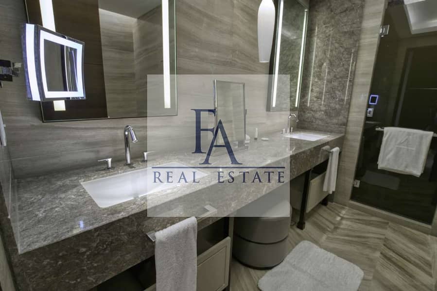 19 Skyview penthouse_page-0009. jpg