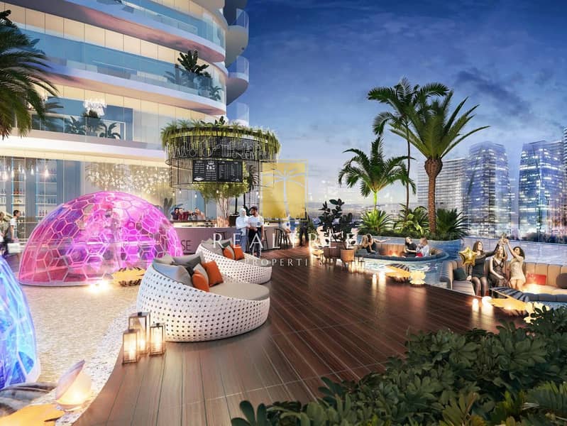 9 647583671-amenities-3-rooftop-cafe-4x3_1. jpeg