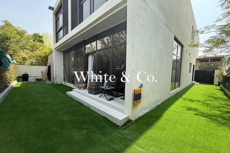 6 Bedroom Villa for Sale in DAMAC Hills, Dubai - Single Row | Vacant on transfer | Upgraded